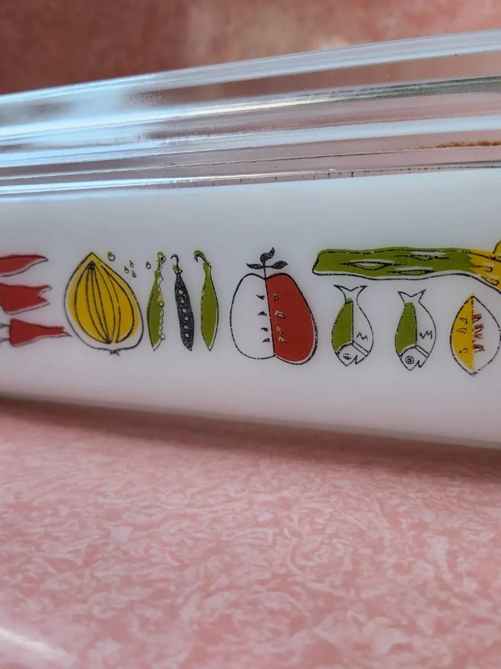 Pyrex j a j harvest vegetable casserole dish with lid